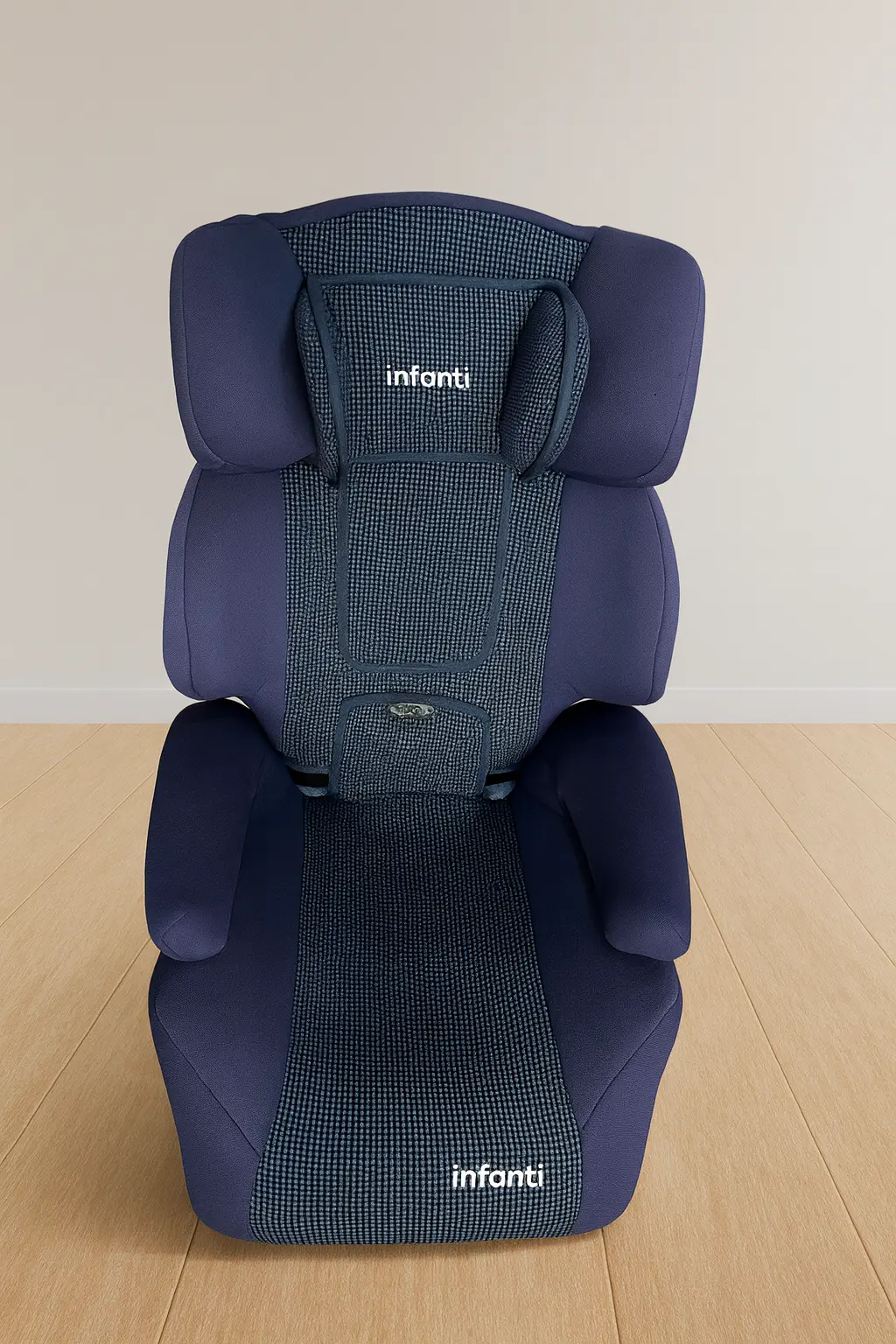 our-fleet-baby-car-seat-blue-cusco-airport-transport